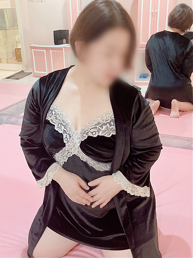 葉月まい